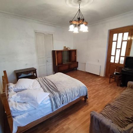 Apartamento Vintage Door Tiflis Exterior foto